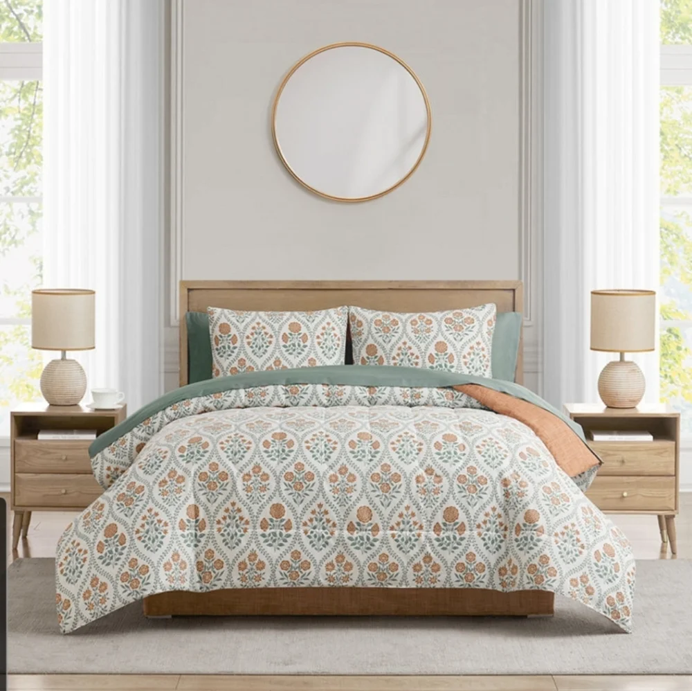 SUPER SALE ** BRAND NEW IN BAG ** Copper Patterned Comforter 8 PC Set